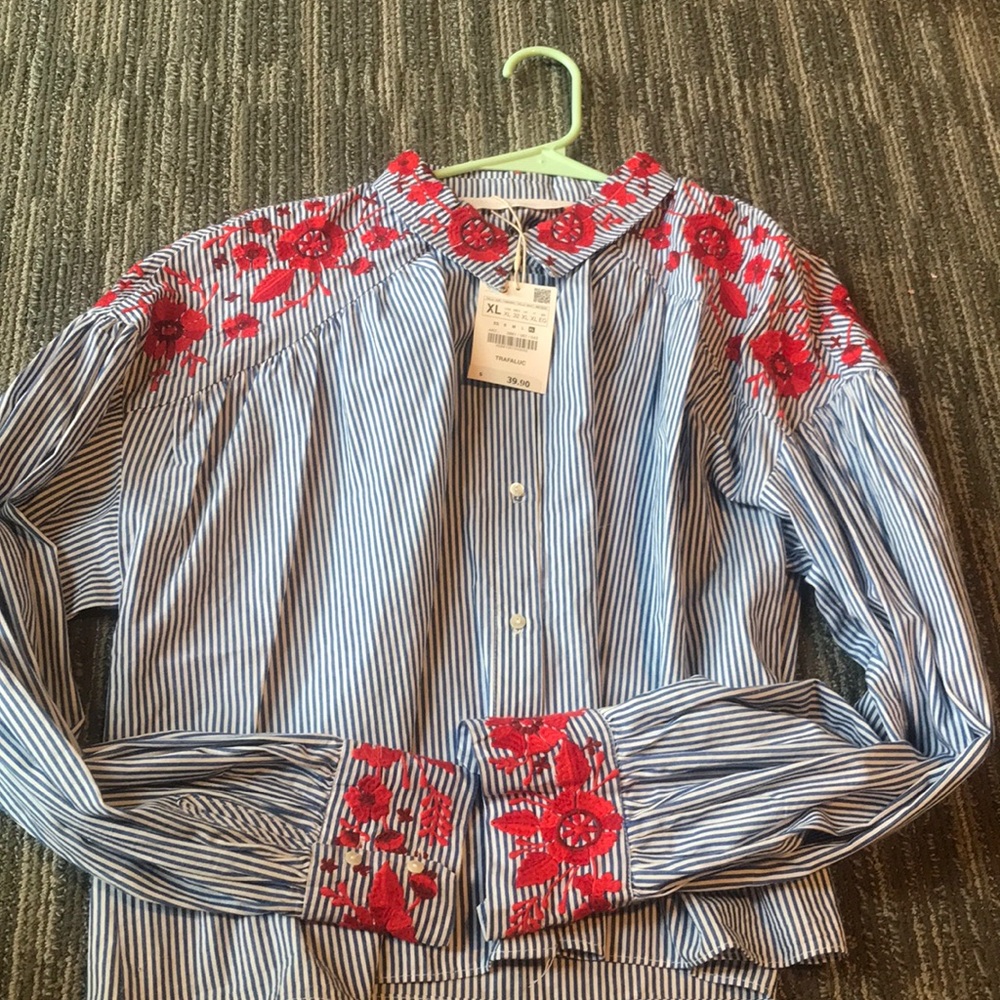 NWT Zara Button Down